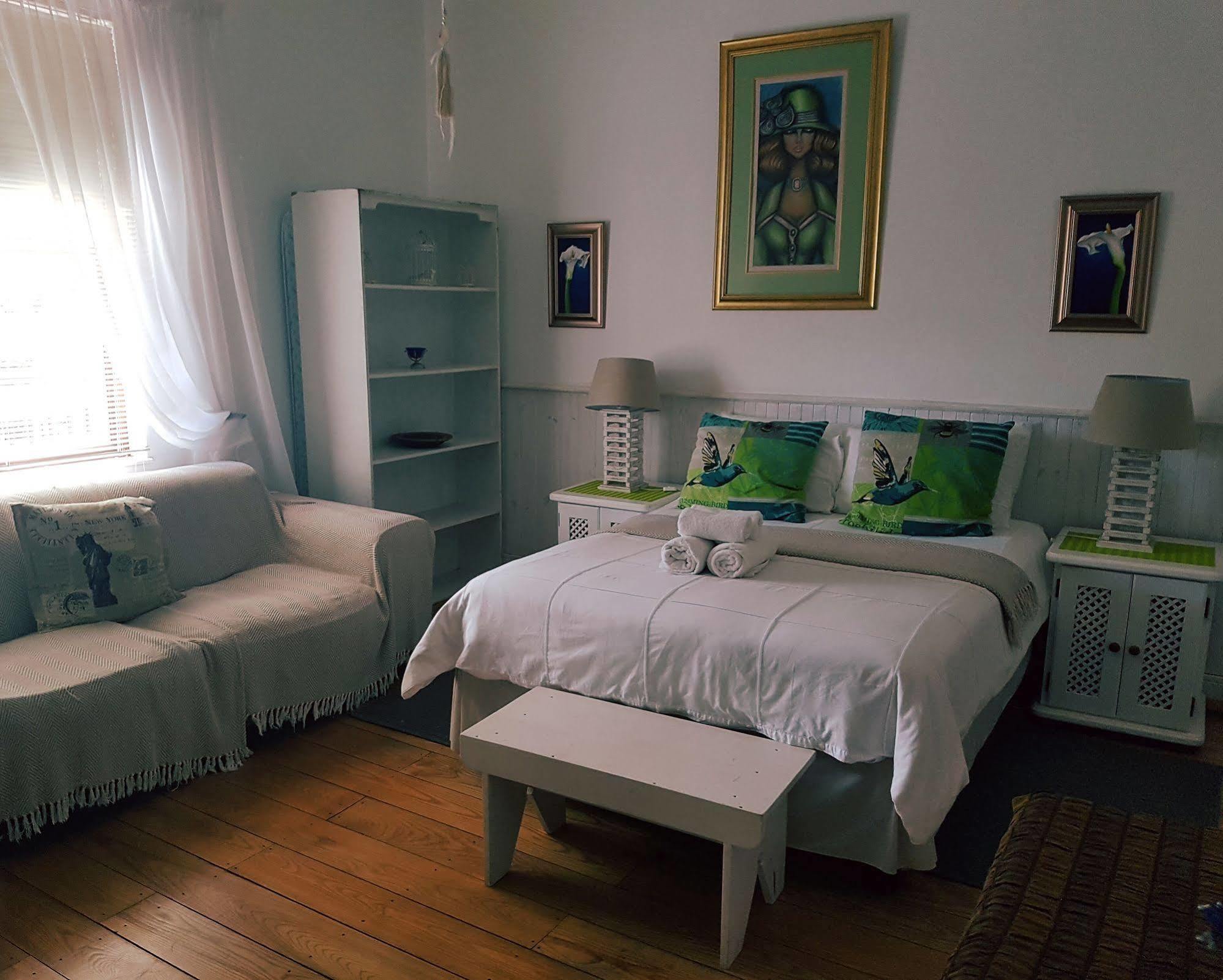 Flametree Guesthouse สเวลเลนดาม ภายนอก รูปภาพ